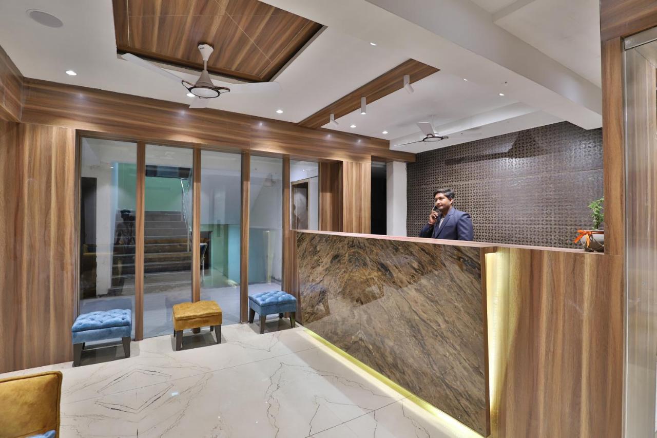 Hotel Privya Rooms And Banquet Surat Ngoại thất bức ảnh