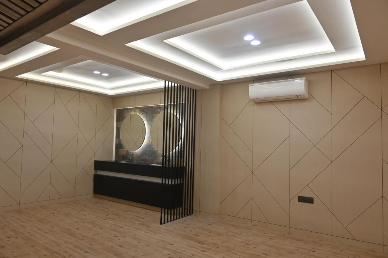 Hotel Privya Rooms And Banquet Surat Ngoại thất bức ảnh