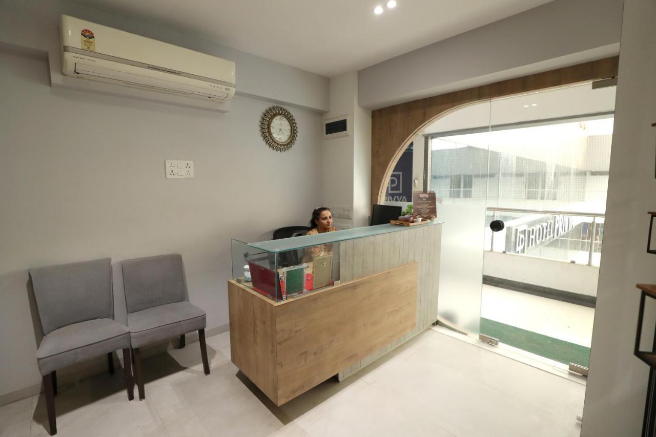 Hotel Privya Rooms And Banquet Surat Ngoại thất bức ảnh