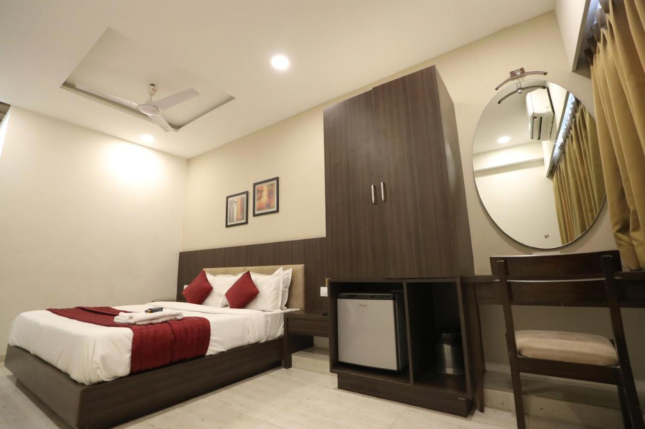 Hotel Privya Rooms And Banquet Surat Ngoại thất bức ảnh
