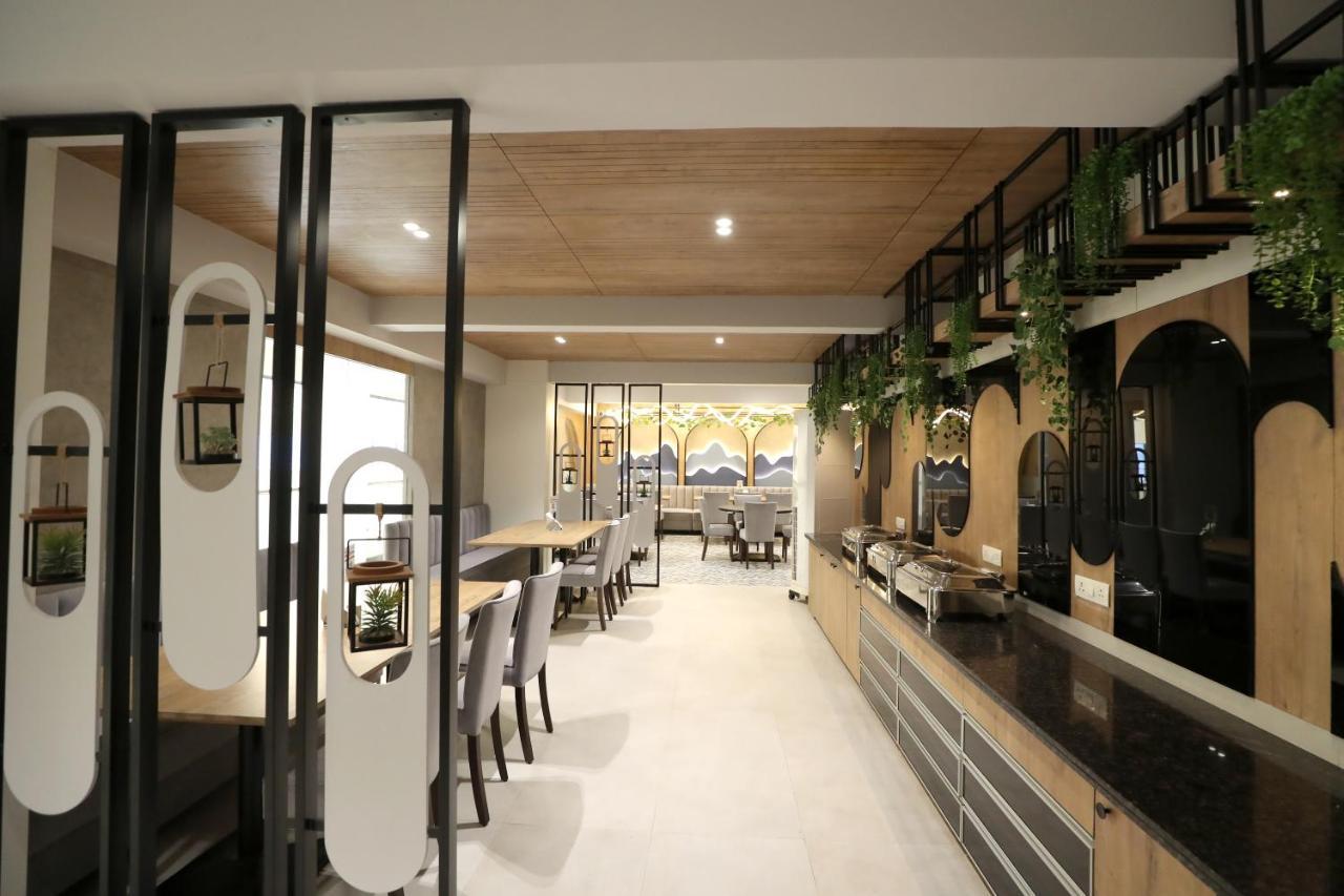 Hotel Privya Rooms And Banquet Surat Ngoại thất bức ảnh