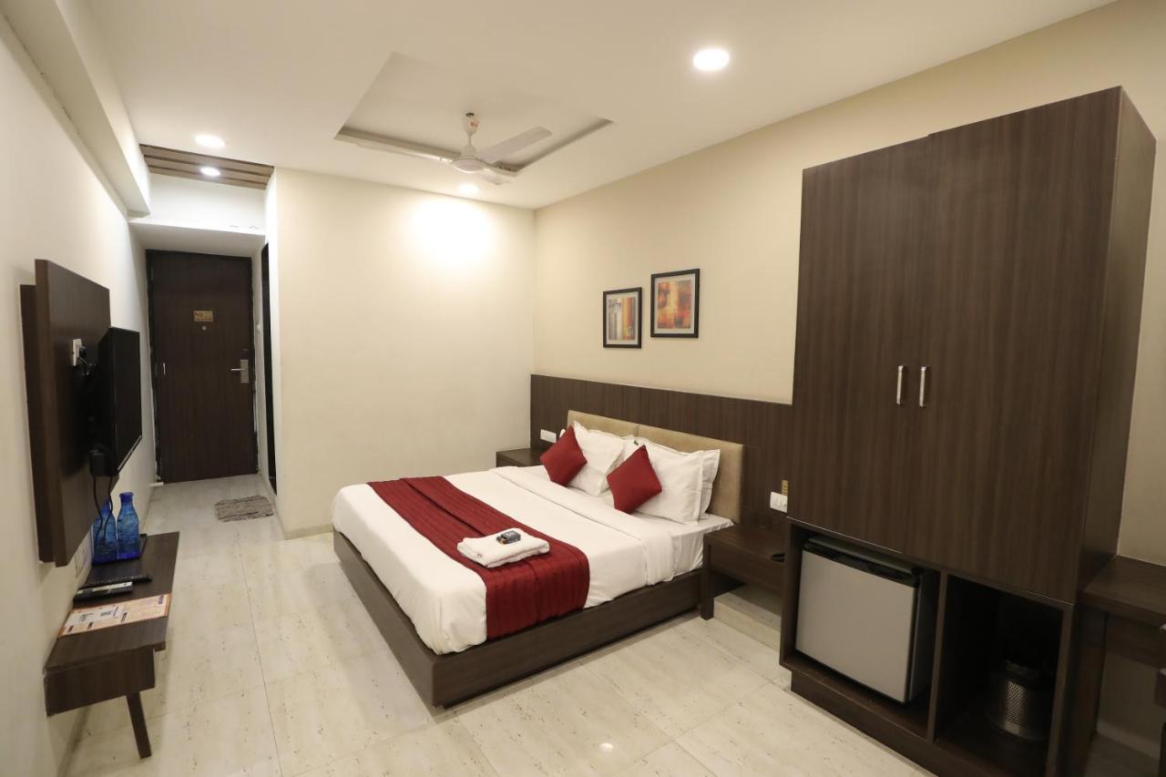 Hotel Privya Rooms And Banquet Surat Ngoại thất bức ảnh